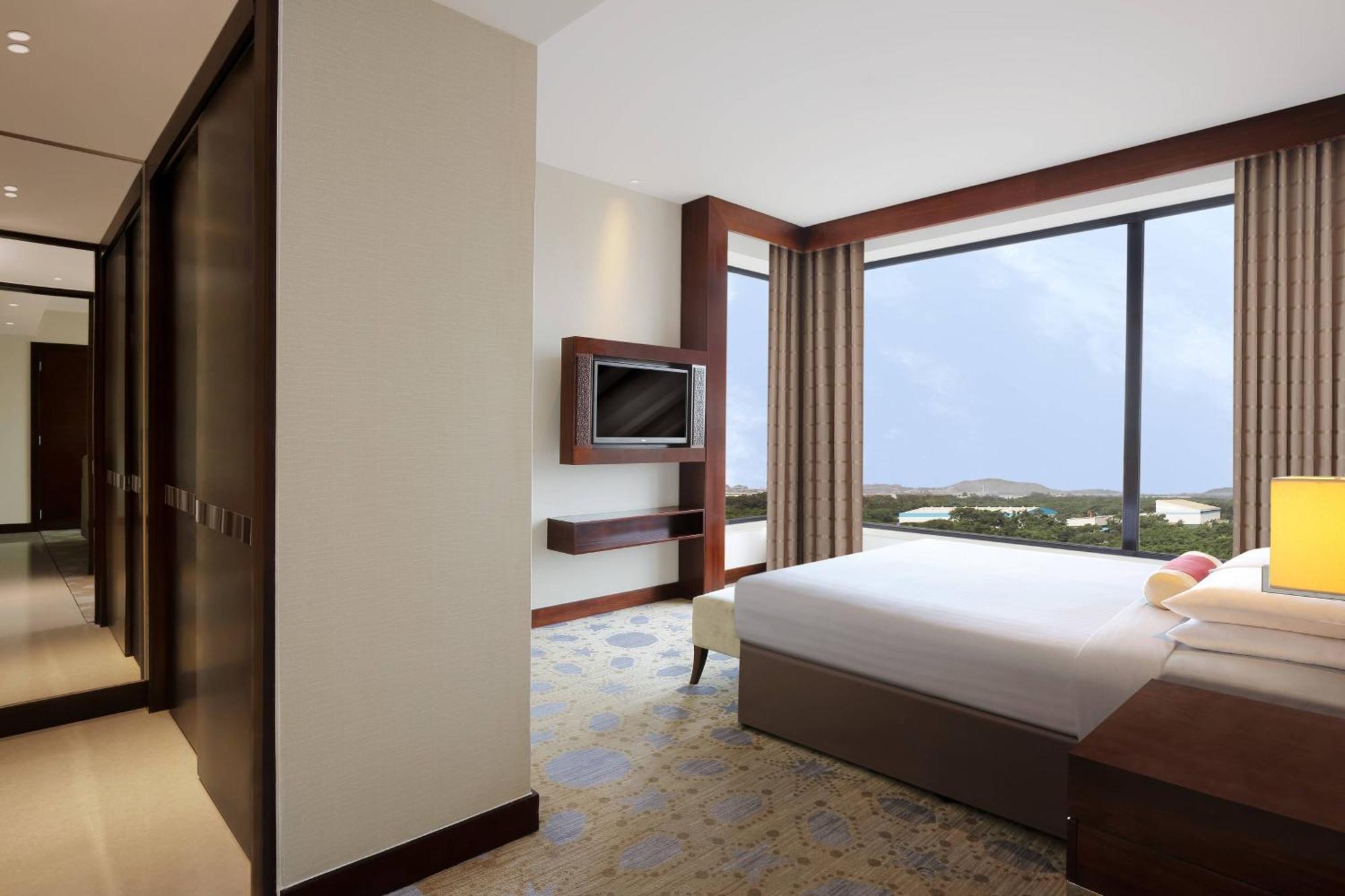 Courtyard By Marriott Pune Chākan Exterior foto